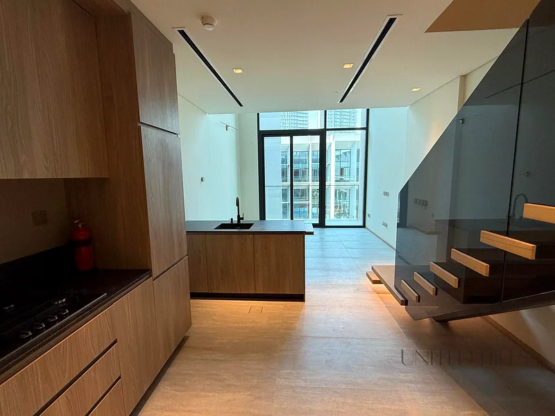 Duplex | Large Unit | Pool View | Negotiable63209794472451112