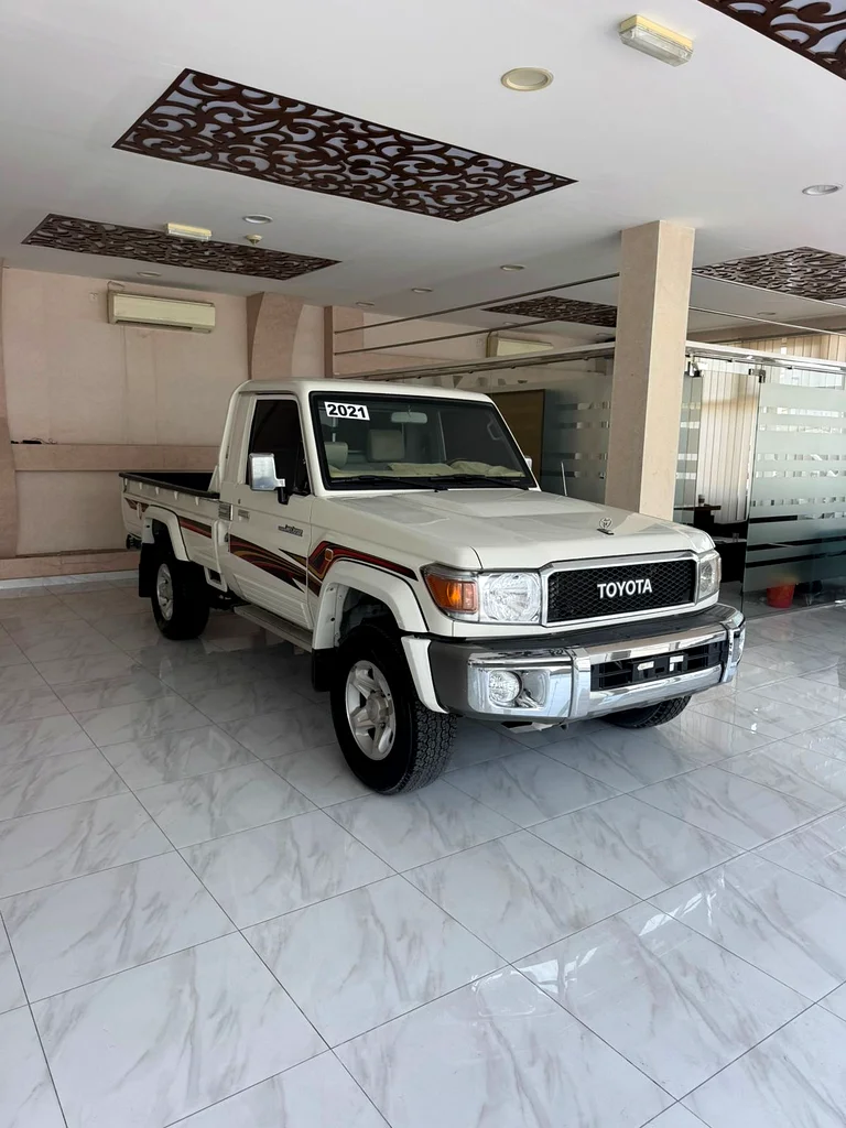 Toyota Land Cruiser pickup 2021 , V6 ,GCC63158342234371111