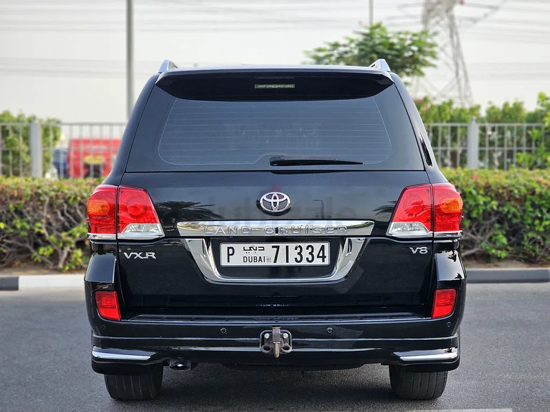 Land cruiser 2014 VXR gcc full option63138718676739114