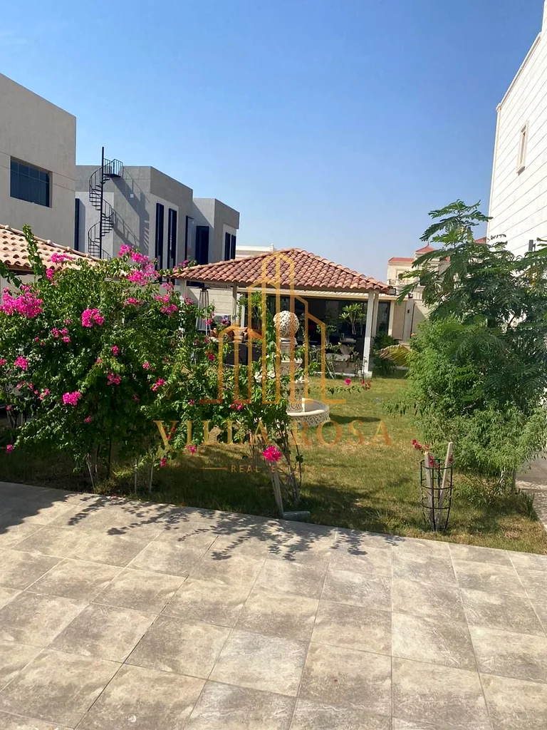 A luxurious villa with super deluxe finishing in the Al-Hoshi area63205334642305114