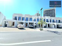 Luxury Furnished Stunning 2 Bedroom + Maid