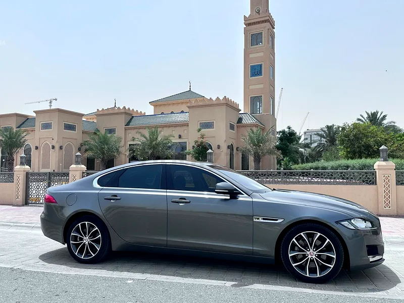 2017 Jaguar XF Prestige for sale. Clean.63221824850433111