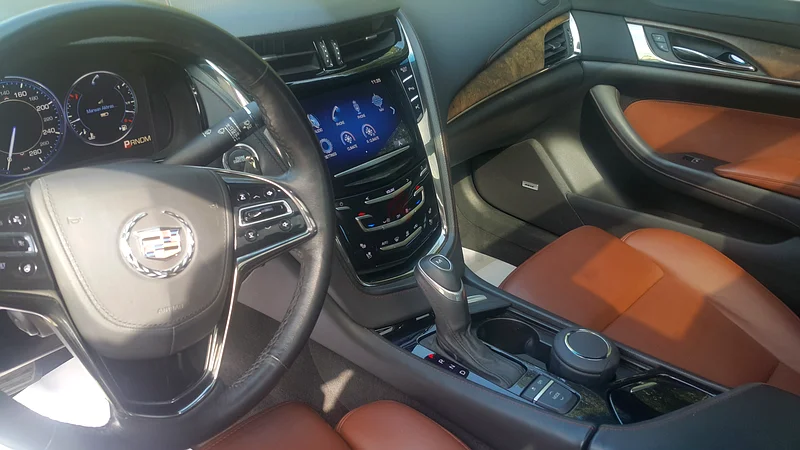 CTS luxury 2.0 turbo 4x4 GCC (clean car)63398487728130111