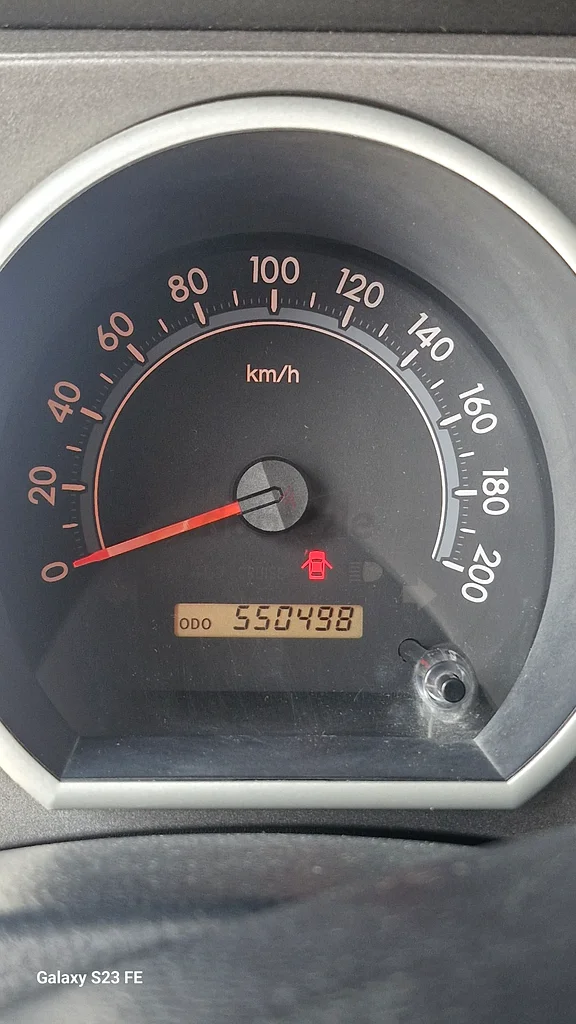 تويوتا سيكويا 2012 بسعر 33,000 دولارًا أمريكيًا63137336065281114