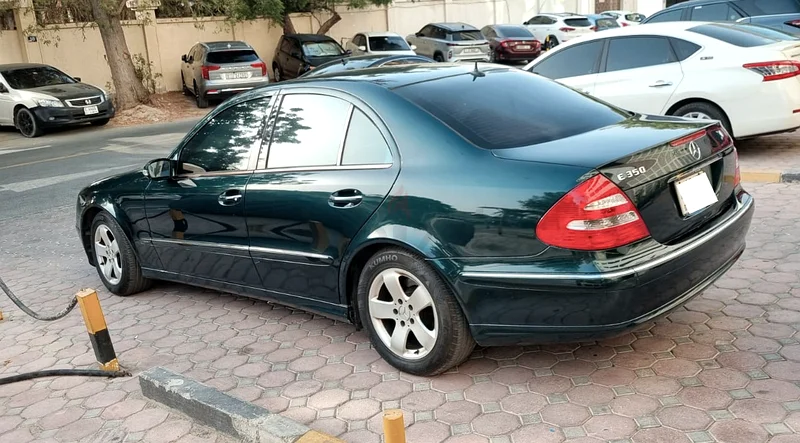 Mercedes-Benz E350 | Japan Specs | Excellent Condition | Great Deal63229643936385114