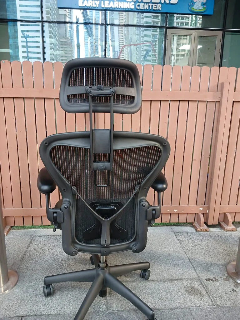 Selling for Herman Miller Aeron Chair Size B With Headrest Fully Loaded Available63180360663811111