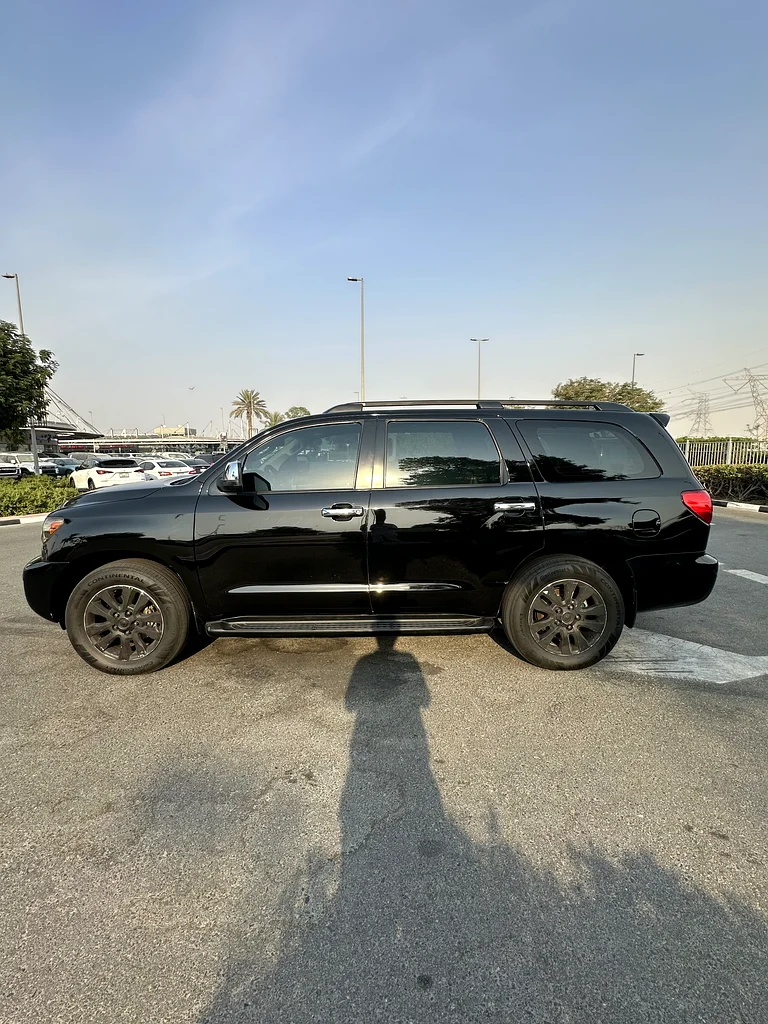 تويوتا سيكويا VXR، خيار كامل، مع سجل صيانة كامل63137335978241112