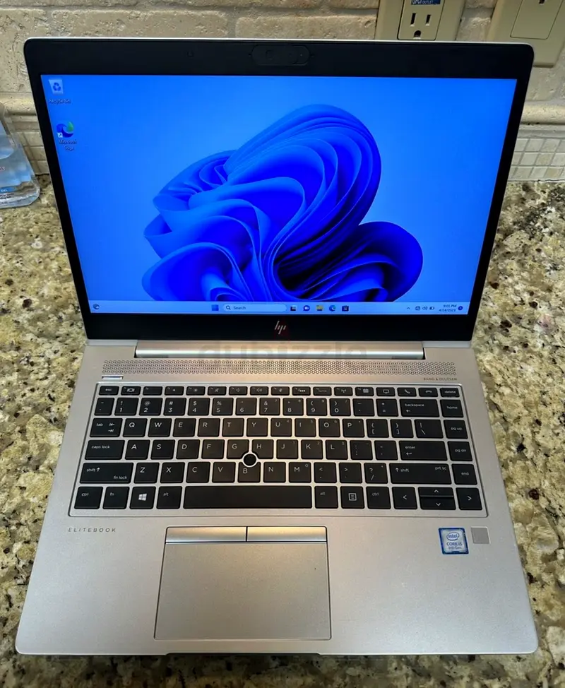 Laptop63254994054402110