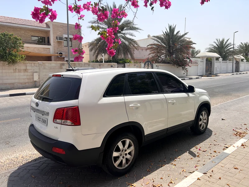 كيا سيرنتو ٢٠١٠ ديزل فورويل بحالة ممتازة بدون حوادث63151398000514113