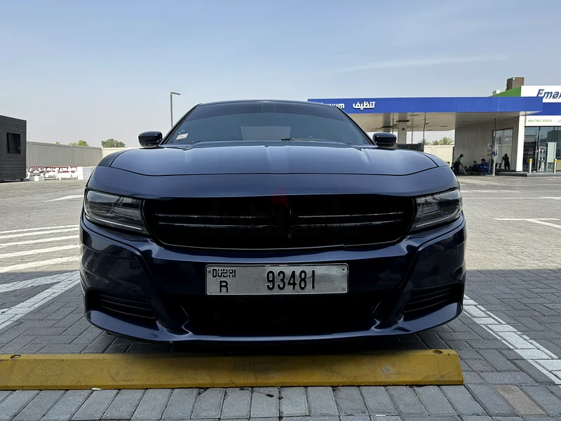 دودج تشارجر 2015/2016 - V6 SE بدون كاميرا أو مستشعرات.63153229312130113