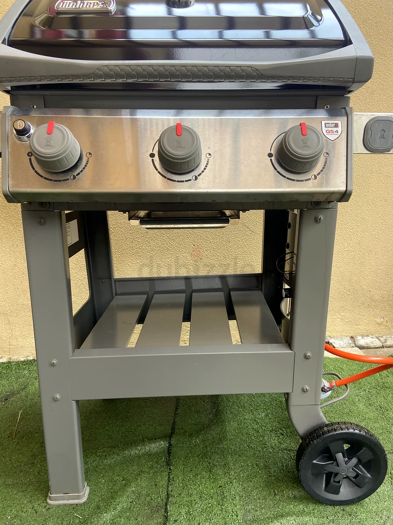 Weber Spirit II BBQ in perfect condition with delivery63252948500353113