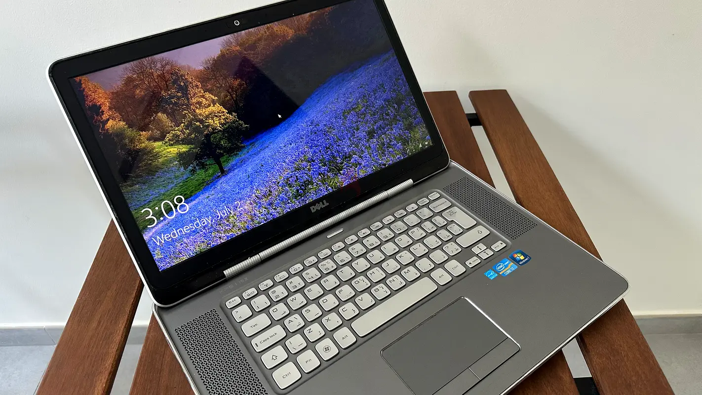 Dell laptop63256076652674110