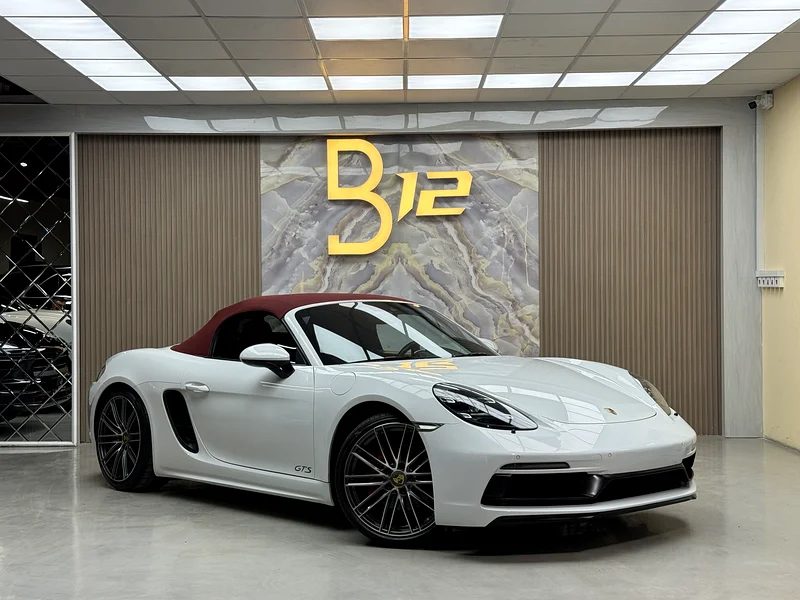 Porshe Boxster GTS GCC 201863150946741634111