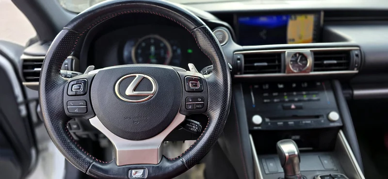 Lexus IS 350 F Sport Platinum Agency maintenance63156991987843113