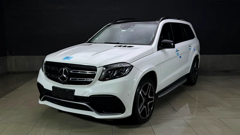 Mercedes Benz63164313713283112