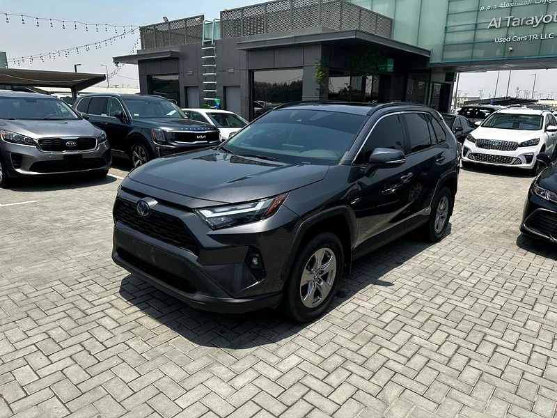 2022 Toyota RAV4 XLE Hybrid, Canadian import, clean63148650430339111
