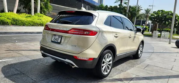 صورة 6 لـ 2018 Lincoln MKC
