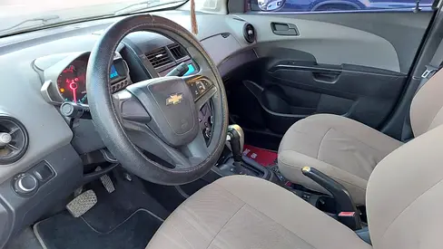 صورة 17 لـ 2014 Chevrolet SONIC
