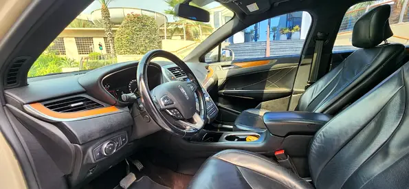 صورة 8 لـ 2018 Lincoln MKC