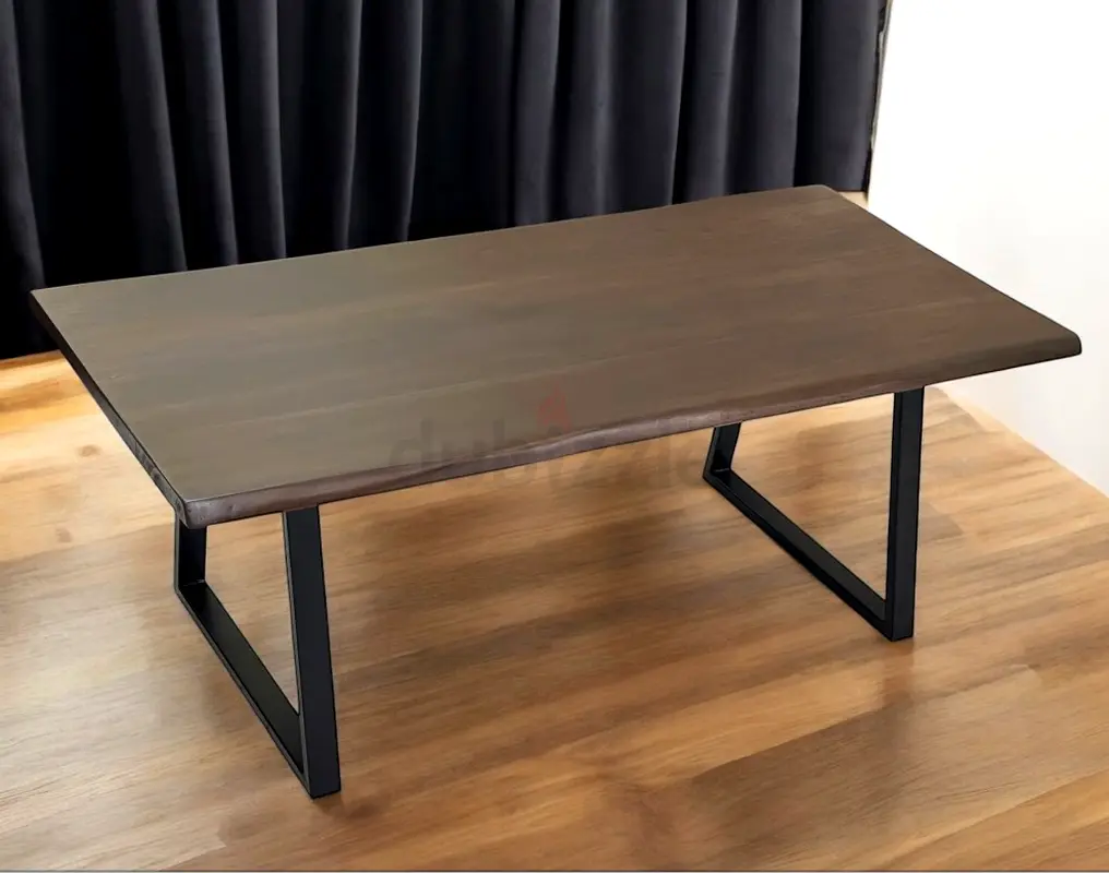 Elegante mesa de centro de madera maciza con borde natural, 120x60 cm, altura 45 cm