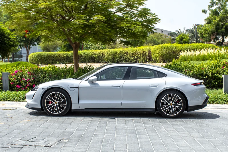 AED 5,000 /MONTH | PORSCHE TAYCAN S  | WARRANTY | FULL SERVICE HISTORY | GCC63150947013250114