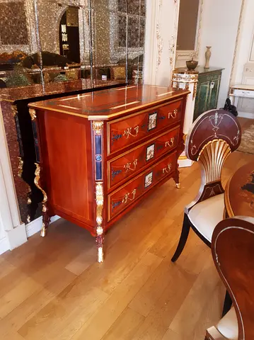 Elegant Vintage French Commode with Intricate Detailing Chest of 3 Drawer