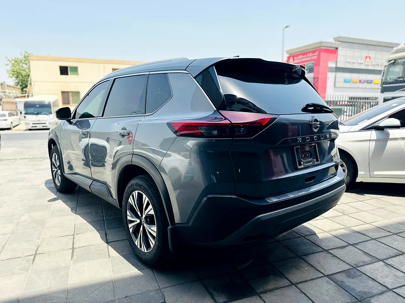 نيسان روج 2021 رمادي *خيار كامل*63228274604673113