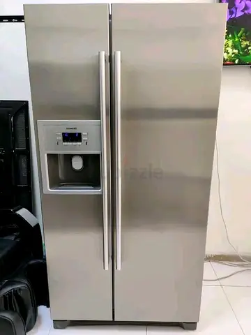 Siemens side by side fridge freezer Versatile Stainless-Steel Refrigerator with Water Dispenser