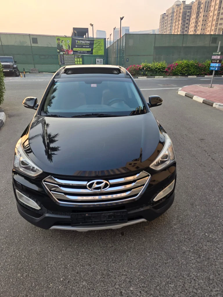 Santa Fe 2015 GCC Full Options63171299405825111