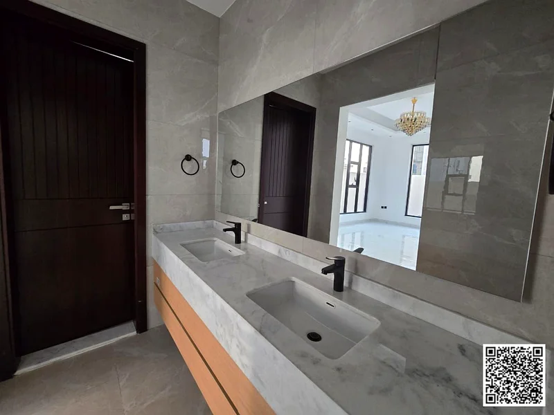 Luxurious 6-Bedroom Villa for sale in Al Helio Ajman63187218797825113