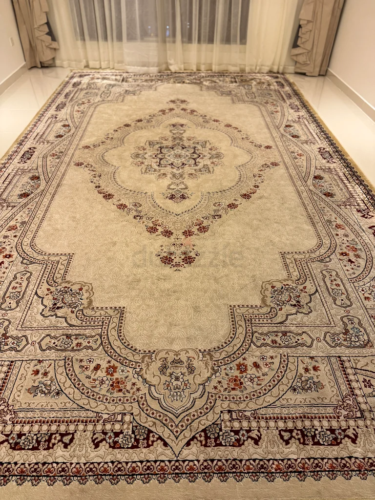 سجادة تركية أنيقة للبيع!63183729761794112