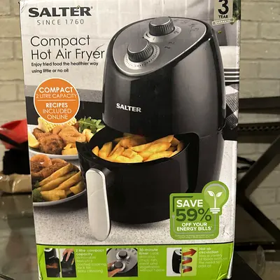 Salter 2ltr airfryer box pack brand new
