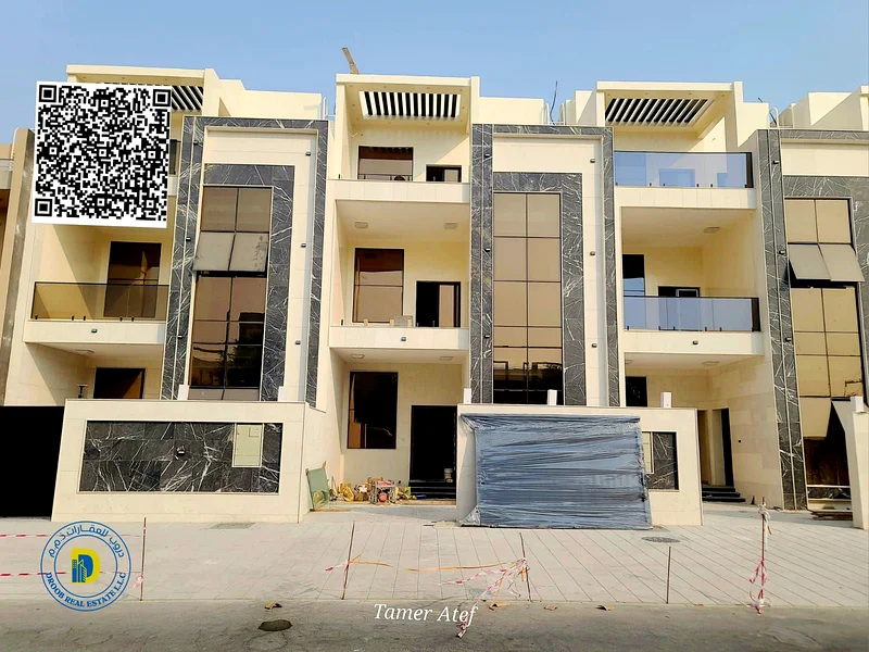 For sale in Al Tallah area, Ajman, a super deluxe villa, 5 rooms with a roof, including AC, behind63255516418690116