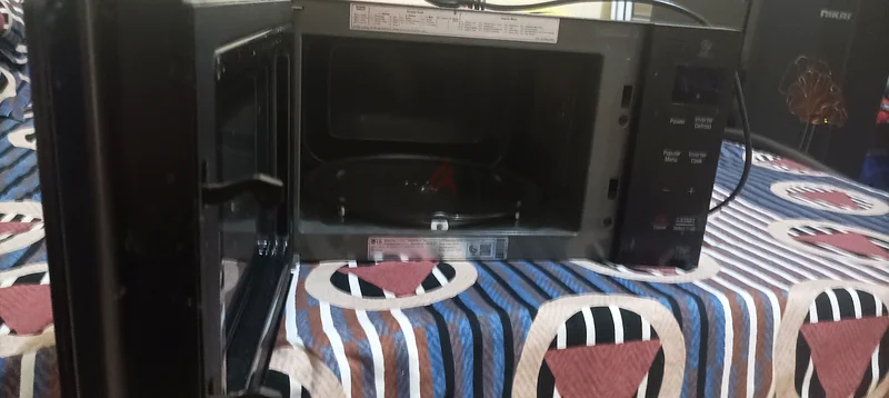 Microwave63169461446401111