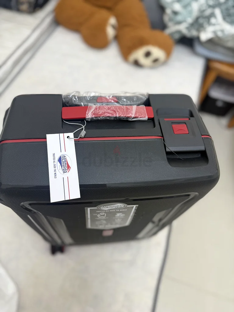 Travel in Style: American Tourister 4-Wheel Cabin Luggage Trolley63240130211203111