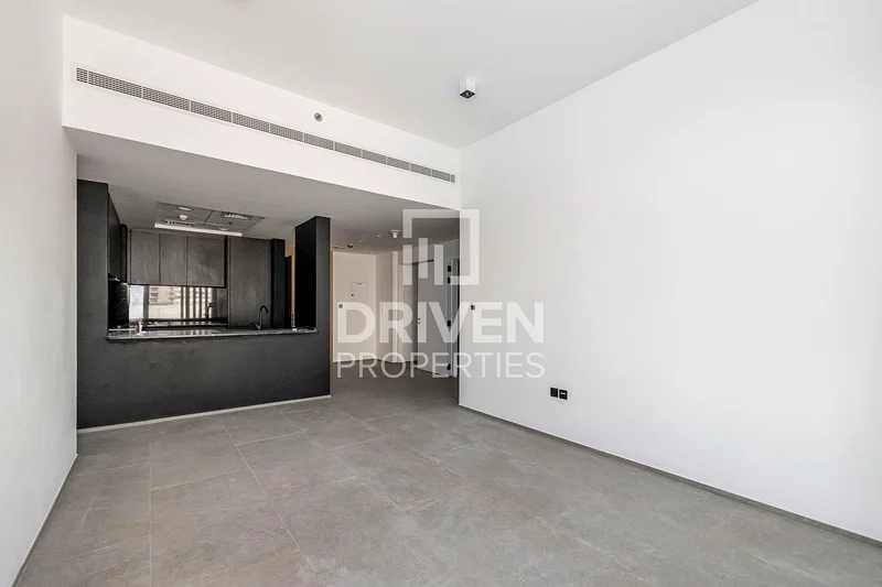 Spacious Layout with Balcony | Brand New63788965012865112