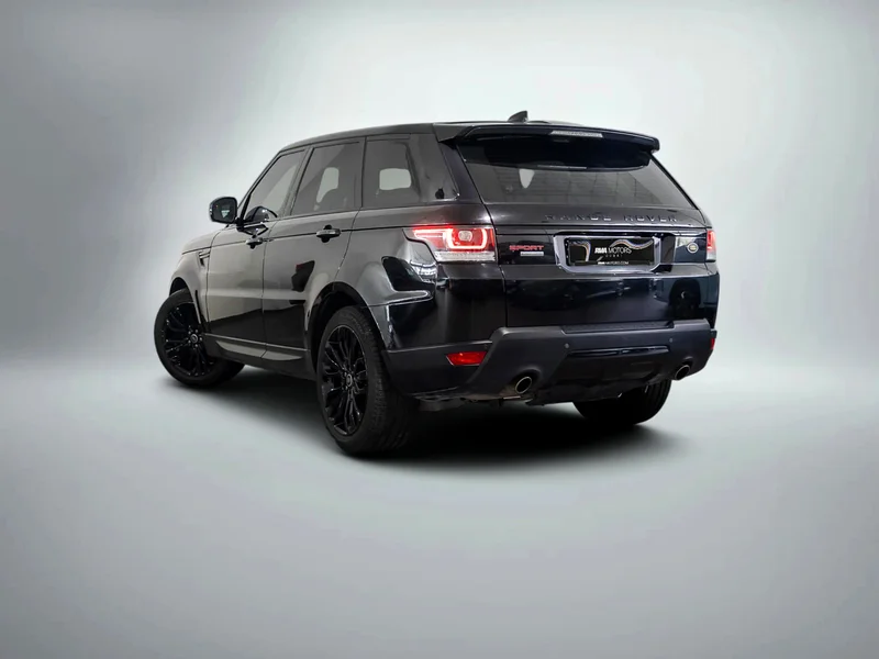 2,985 AED / month | 0% DP | 2017 Range Rover Sport Supercharged 5.0L V8 / Full-Service History63159256297603111