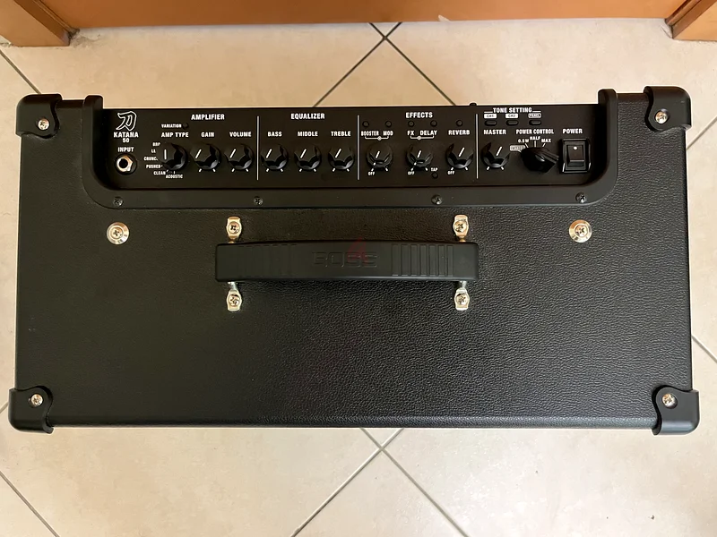 BOSS Katana Gen 3 50W Guitar Amplifier + guitar cable63198621090306111