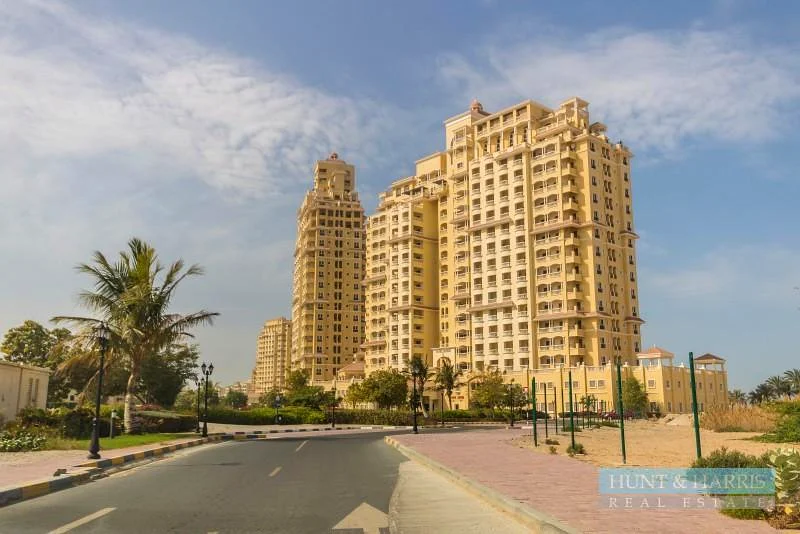 2 Bedroom for Sale Al Hamra Village - Upgraded Kitchen Semi Furnished63859834015874111