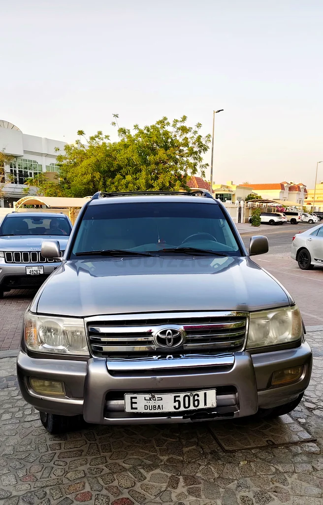 Toyota land cruiser 2006 - Japan specs - very good condition63159715095938113