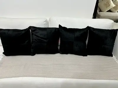 4-pcs HOMECENTRE Clover Hairon Filled Cushion Set, 45*45cm