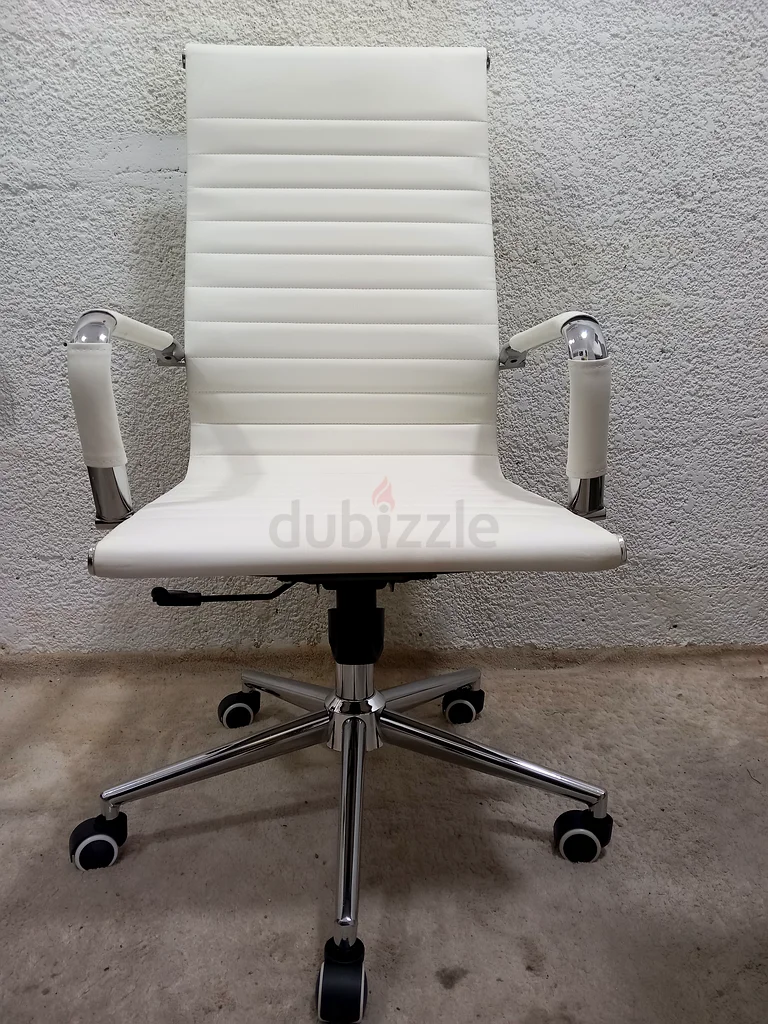 PU Leather High Back Executive Office Chair - Perfect for Your Workspace!63218316731394112