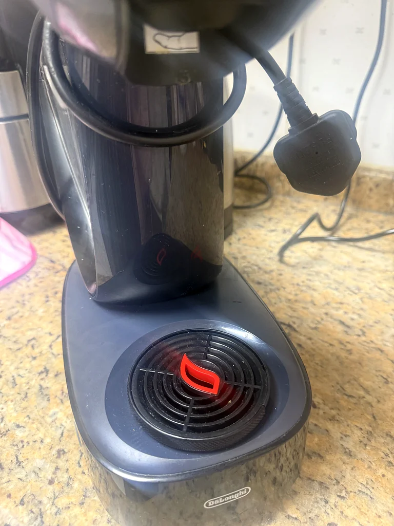 Nescafé Dolce Gusto Coffee Machine - Brew Your Perfect Cup!63253977145857112