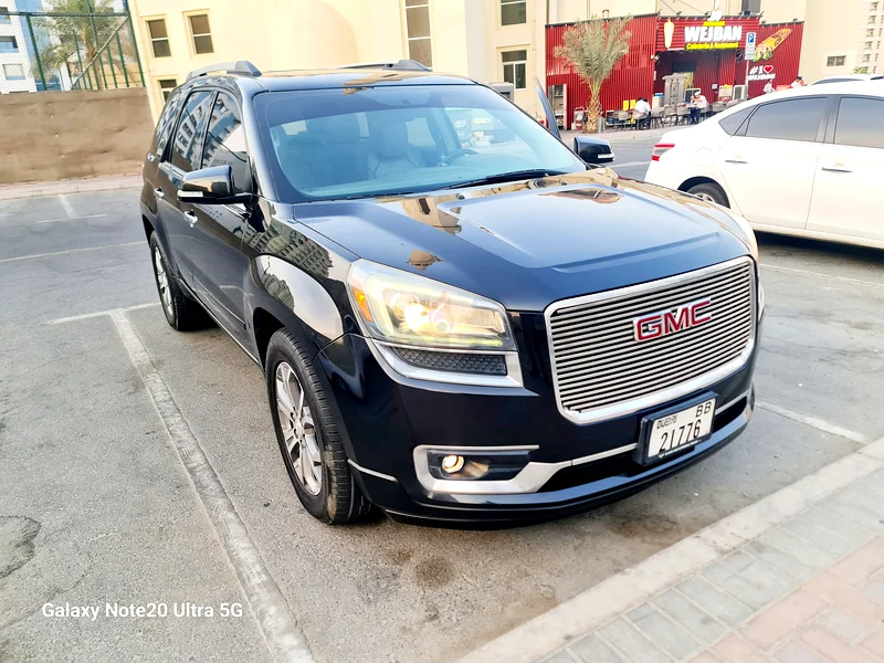 GMC Acadia Gcc full option,Condition Same Like New, Panoramic sunroof, with company history631344996956191129