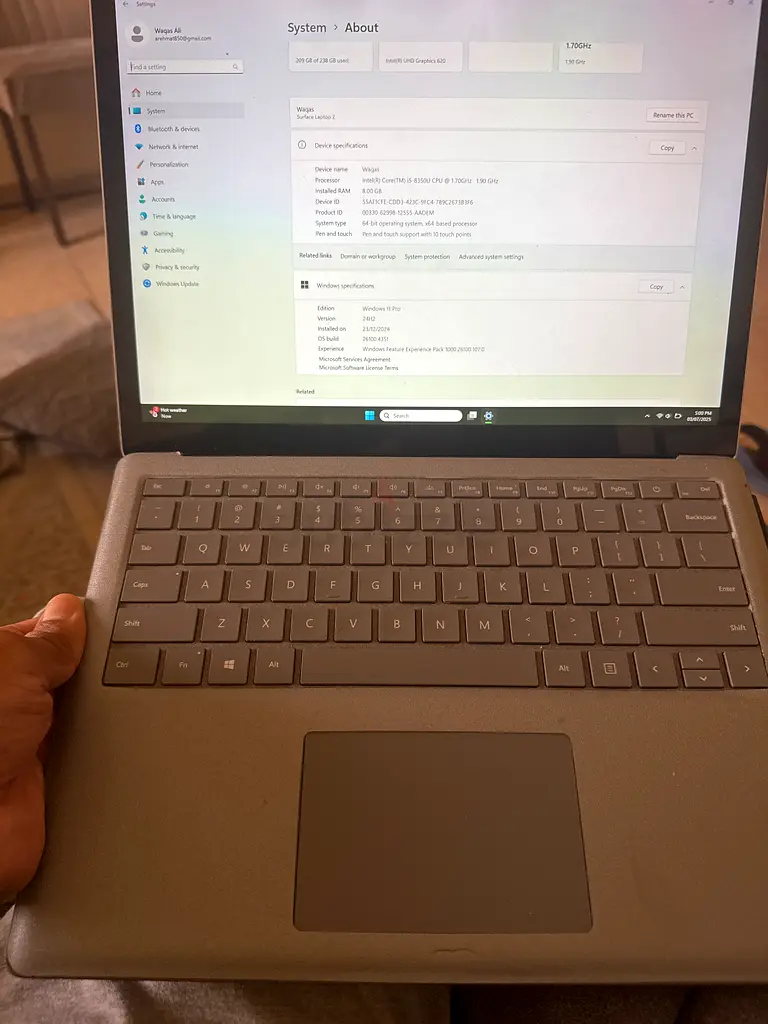 Microsoft surface laptop 2 touch screen63257120459139111