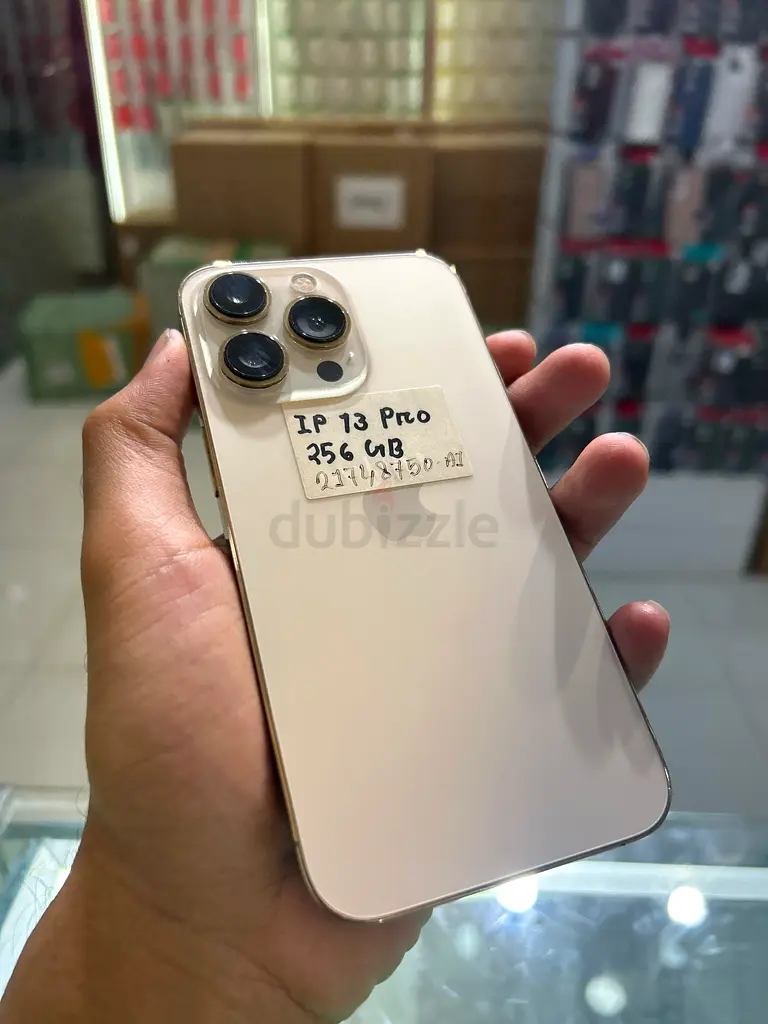 Apple iPhone 13 Pro - Premium Performance Awaits!