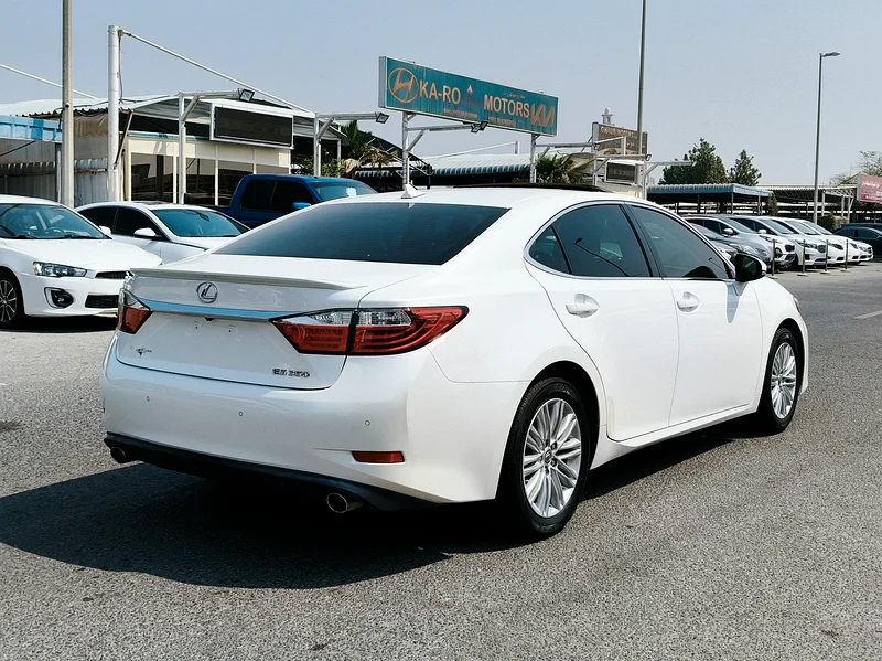 لكزس ES 350، موديل 2014، تم التحديث إلى موديل 2018، اللون أبيض. ورقة تخصيص VCC.63225699103362114