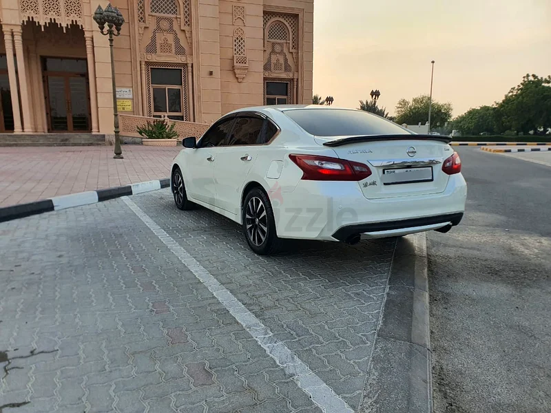Nisan Altima 2018  2.5 SV GCC63149120137729113