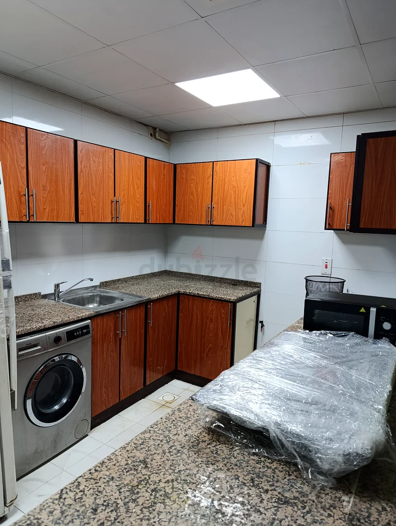 Super Neat  Clean Male Bed Space near Metro In Al Muteena.u63624810243329112