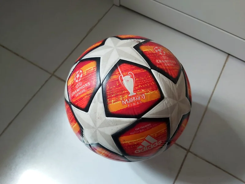 ADIDAS MADRID FINALE 19 FOOTBALL63248760327425111